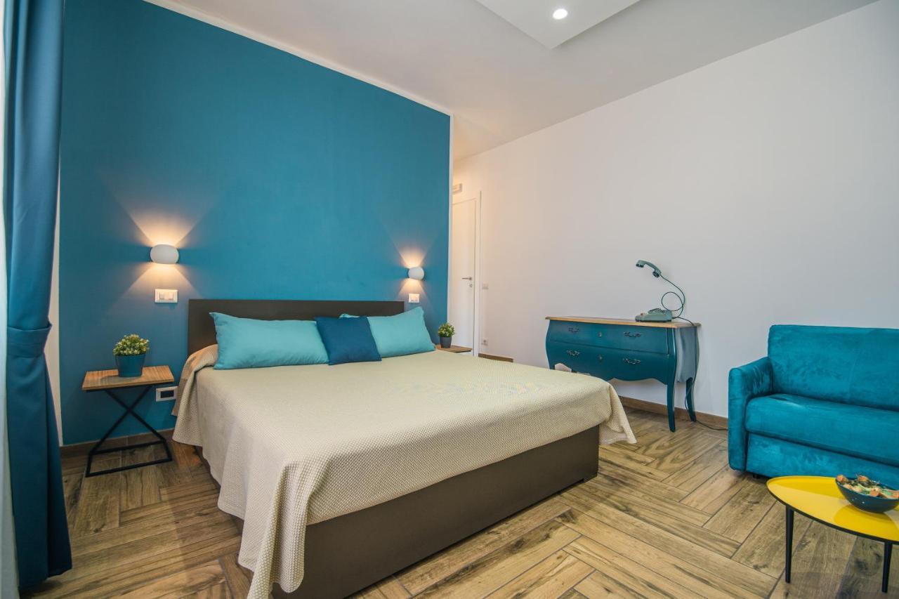 Hub Ferroviario - 12 Posti Letto Per Il Tuo Gruppo A Napoli Con Wifi E Netflix Panzió Kültér fotó